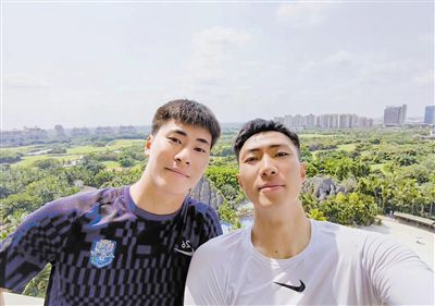 美女骑vk